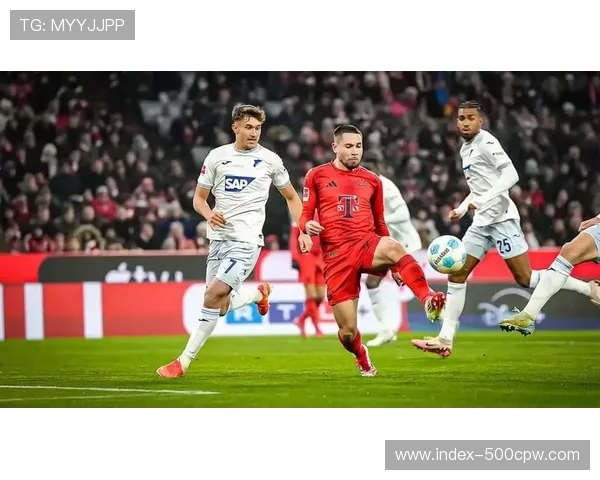 拜仁后卫格雷罗恢复训练,有望出战霍芬海姆 拜仁后卫格雷罗恢复训练,有望出战霍芬海姆